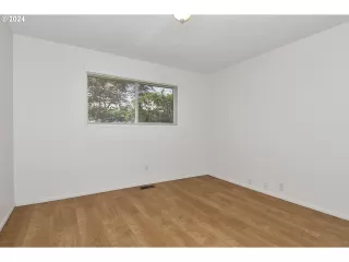 Photo #2: 24053659 Listing 