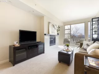 Photo #2: 24053993 Listing