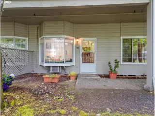 Photo #2: 24054512 Listing