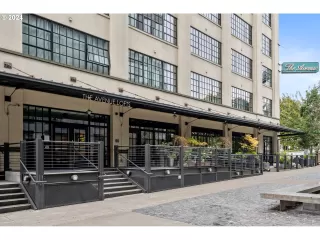 Photo #1: 24055415 Listing 