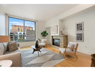 Photo #2: 24056663 Listing 