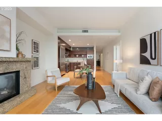 Photo #5: 24056663 Listing 