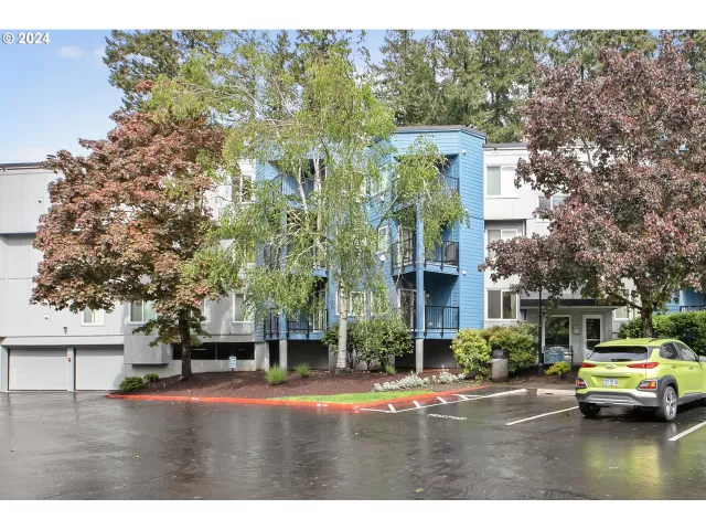 MLS: 24057094 Condo For Sale