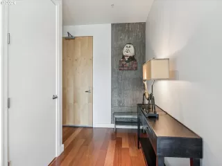 Photo #2: 24057870 Listing