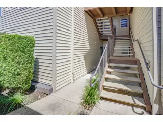 Photo #3: 24058808 Listing 