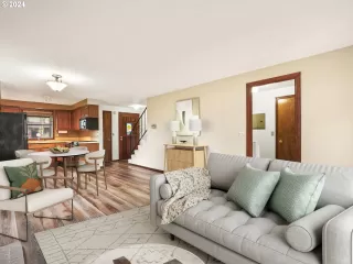 Photo #1: 24059898 Listing