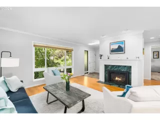 Photo #1: 24061025 Listing 