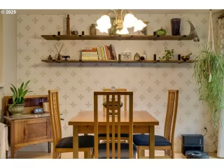 Photo #3: 240618142 Listing 