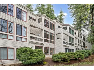 Photo #2: 24061898 Listing