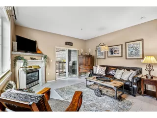 Photo #3: 24062703 Listing 