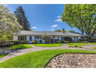 Photo #1: 24063967 Listing 