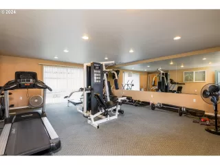 Photo #5: 24064663 Listing 