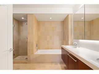 Photo #6: 24066989 Listing 