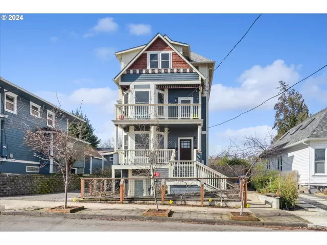 MLS: 24066998 Condo For Sale