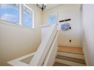 Photo #4: 24066998 Listing 