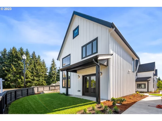 MLS: 24068082 Condo For Sale