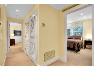 Photo #2: 240702170 Listing