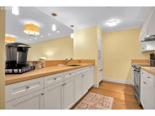 Photo #4: 240702170 Listing