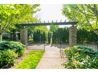 Photo #6: 24071212 Listing 