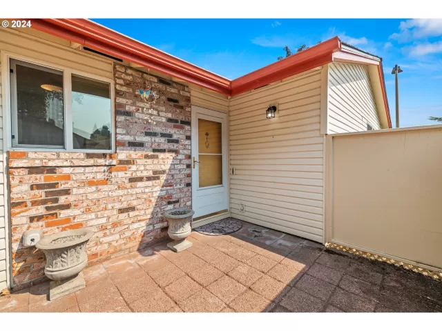 MLS: 24072035 Condo For Sale