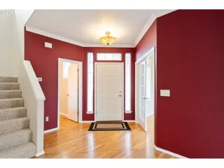 Photo #4: 24074266 Listing