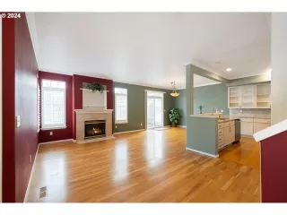 Photo #6: 24074266 Listing