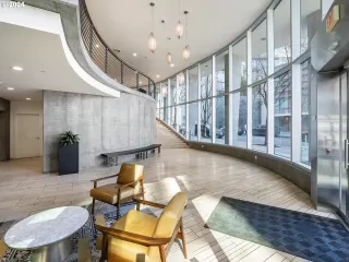 Photo #2: 24075818 Listing 