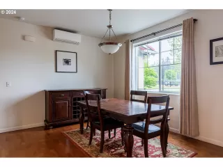 Photo #2: 24075839 Listing