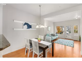 More Details about MLS # 24078029 : 310 NW 116TH AVE 103