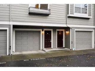 Photo #5: 24078777 Listing