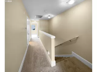 Photo #6: 24079583 Listing 