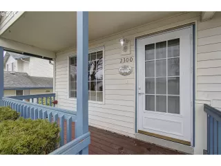 Photo #3: 24081746 Listing