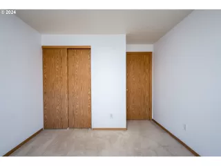 Photo #6: 24085267 Listing 