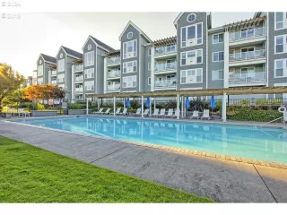 Photo #4: 24087966 Listing