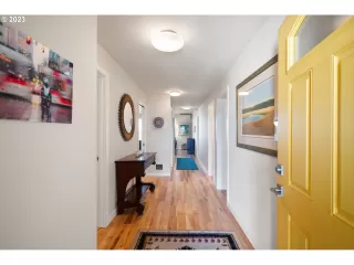 Photo #2: 24088083 Listing