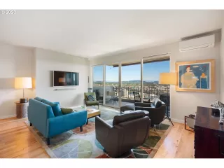 Photo #3: 24088083 Listing