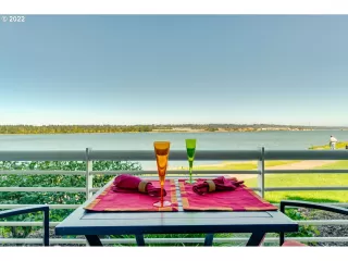 Photo #2: 24090151 Listing