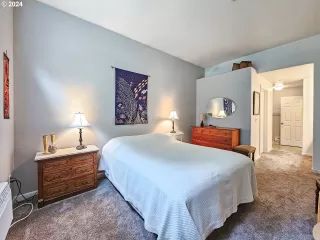 Photo #5: 24091715 Listing 