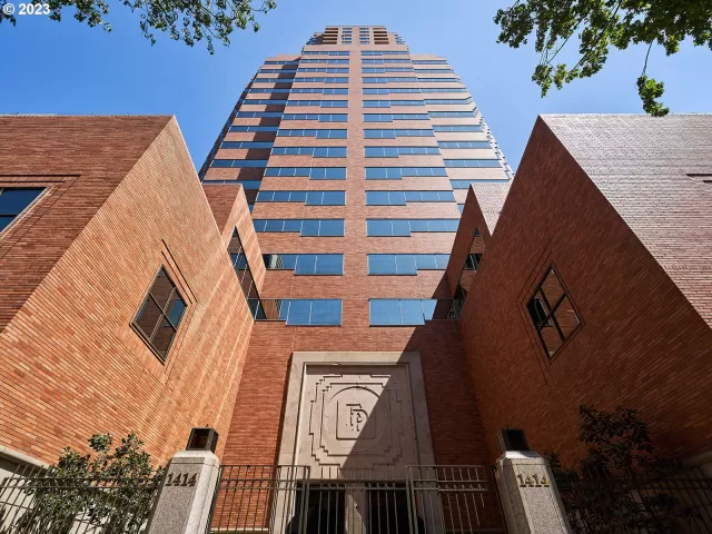 MLS: 24092312 Condo For Sale