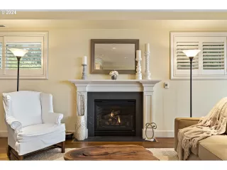 Photo #5: 24092646 Listing 