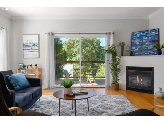 Photo #1: 24094063 Listing