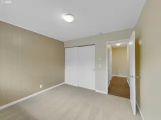 Photo #5: 24094353 Listing 