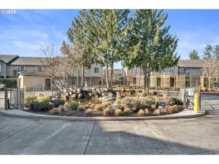 Photo #1: 24098973 Listing