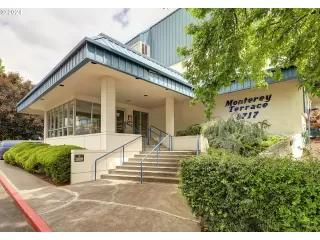 Photo #2: 24099791 Listing