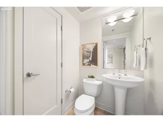 Photo #2: 241042345 Listing