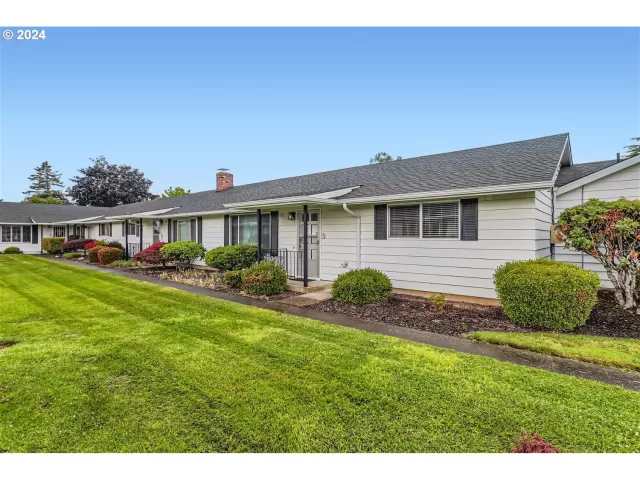 MLS: 24106536 Condo For Sale