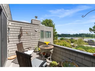 Photo #5: 24107406 Listing