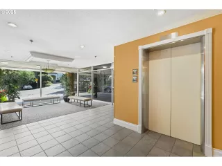 Photo #2: 241074782 Listing 