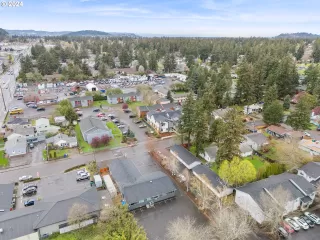 Photo #3: 24107786 Listing 