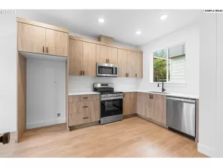 Photo #6: 24107786 Listing 